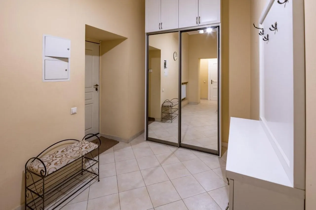 Romari Сербська 9 Apartment Lviv