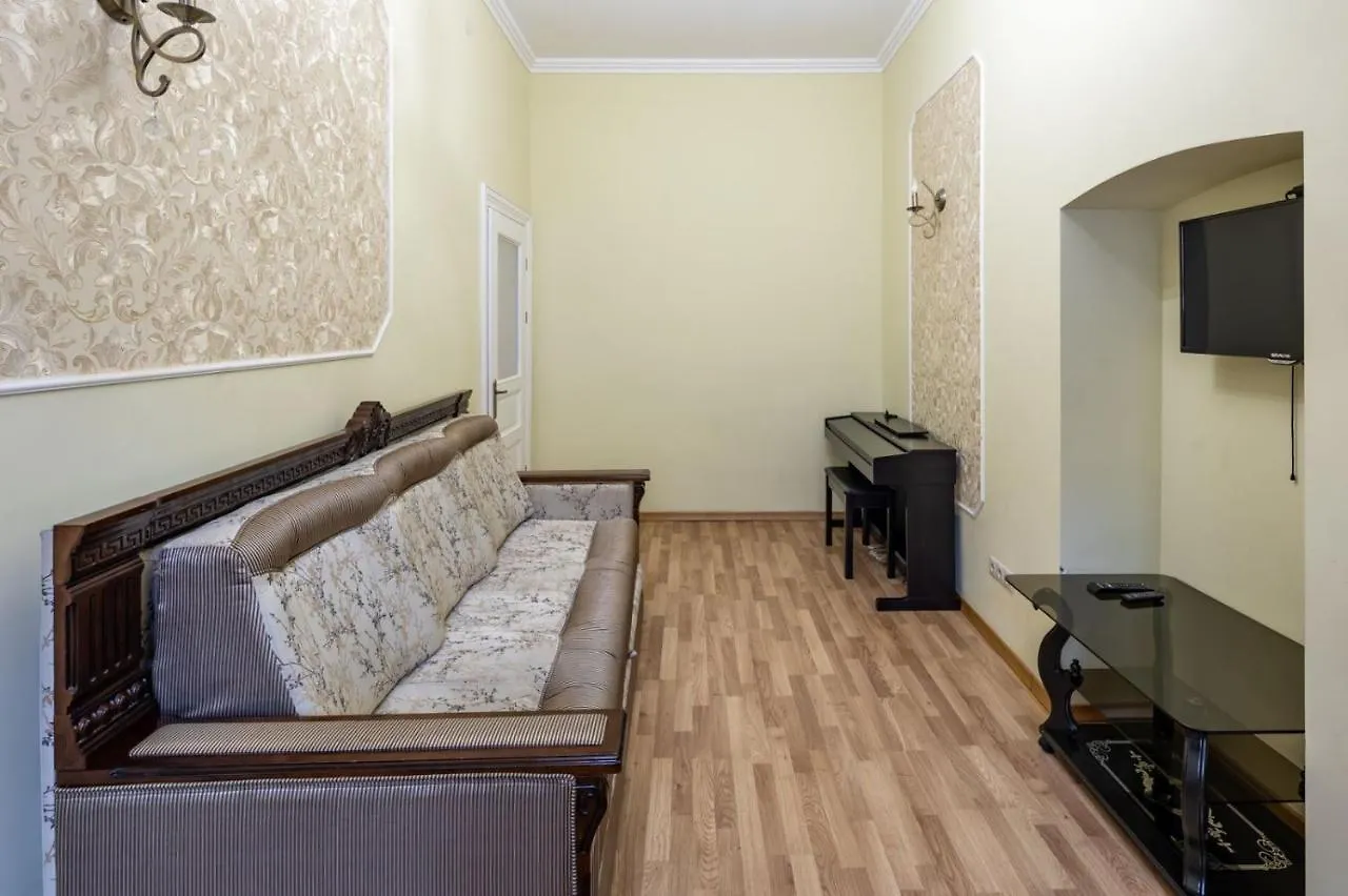 Romari Сербська 9 Apartment Lviv